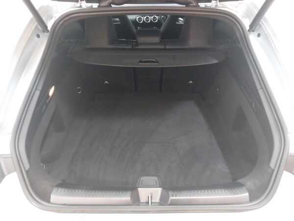 Used Mercedes-Benz CLA 2025 for sale - 76052396: Photo 8