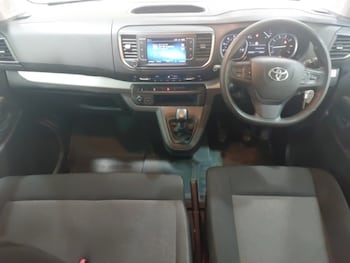 Used Toyota PROACE CITY Verso 2023 for sale - 77224023: Photo