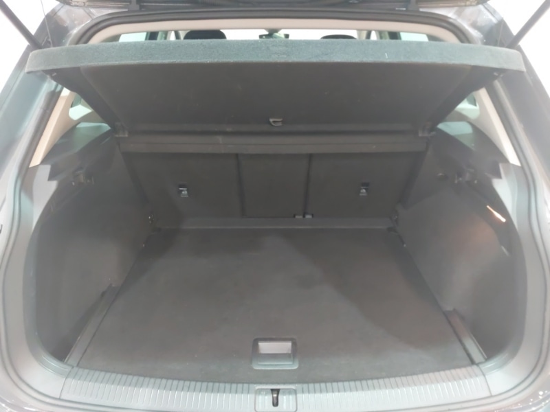 Used Volkswagen Tiguan 2021 for sale - 76548734: Photo 8