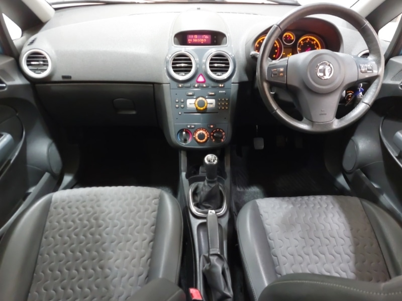 Used Vauxhall Corsa 2012 for sale - 76414343: Photo 2