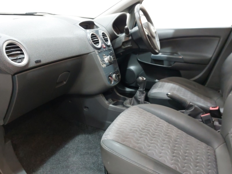 Used Vauxhall Corsa 2012 for sale - 76414343: Photo 5