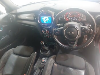 Used MINI Hatch 2018 for sale - 78312585: Photo