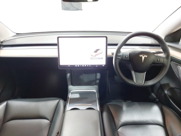 Used Tesla Model 3 2021 for sale - 76226103: Photo 2