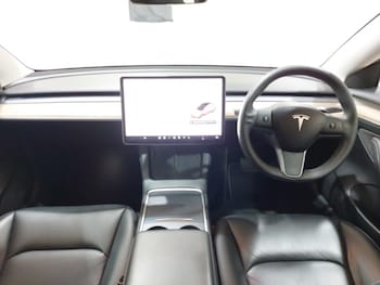 Used Tesla Model 3 2021 for sale - 76226103: Photo 2