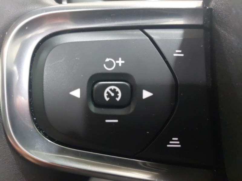 Used Volvo XC40 2024 for sale - 77241017: Photo 14