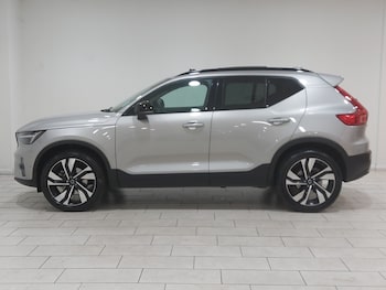 Used Volvo XC40 2024 for sale - 77241017: Photo