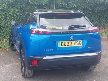 Used Peugeot 2008 2023 for sale - 79615379: Photo