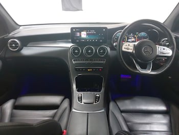 Used Mercedes-Benz GLC 2019 for sale - 76264552: Photo 2