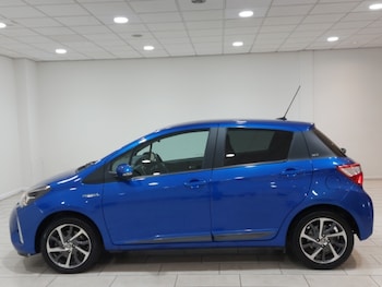 Used Toyota Yaris 2020 for sale - 78674984: Photo