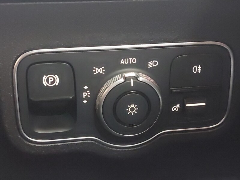 Used Mercedes-Benz EQB 2022 for sale - 77677980: Photo 18