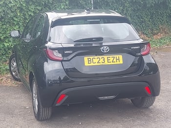 Used Toyota Yaris 2023 for sale - 79641938: Photo