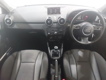 Used Audi A1 2014 for sale - 77373375: Photo