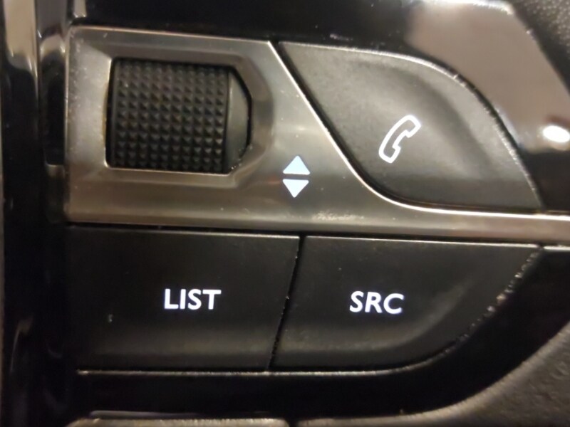 Used Peugeot 2008 2022 for sale - 77682374: Photo 19