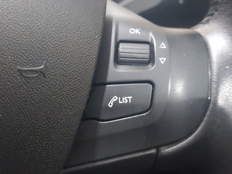 Used Peugeot 208 2017 for sale - 77921905: Photo 19