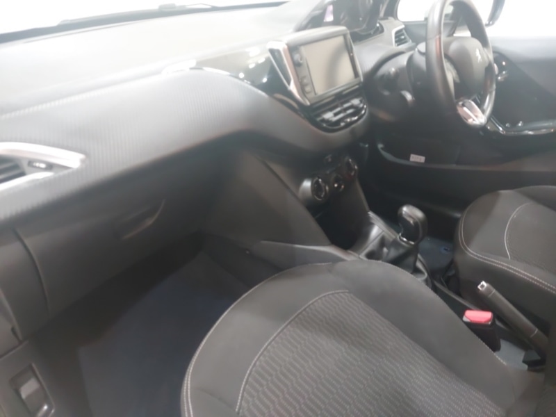 Used Peugeot 208 2017 for sale - 77921905: Photo 5