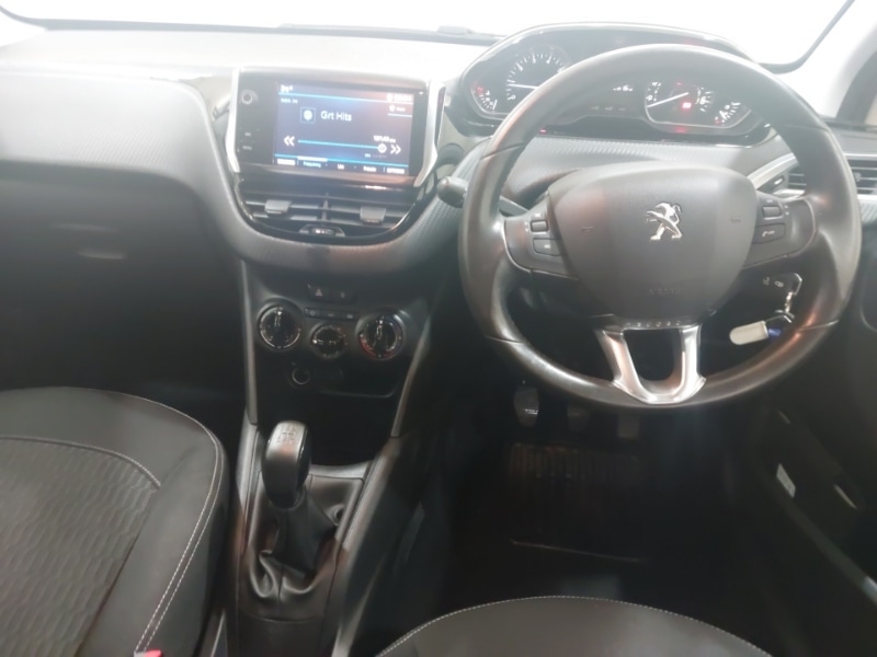 Used Peugeot 208 2017 for sale - 77921905: Photo 7