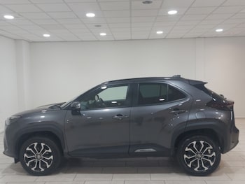Used Toyota Yaris Cross 2023 for sale - 78515704: Photo