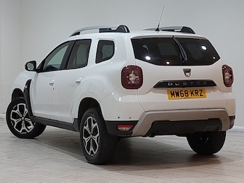 Used Dacia Duster 2018 for sale - 77119127: Photo