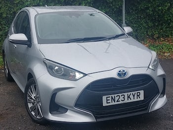 Used Toyota Yaris 2023 for sale - 79654063: Photo