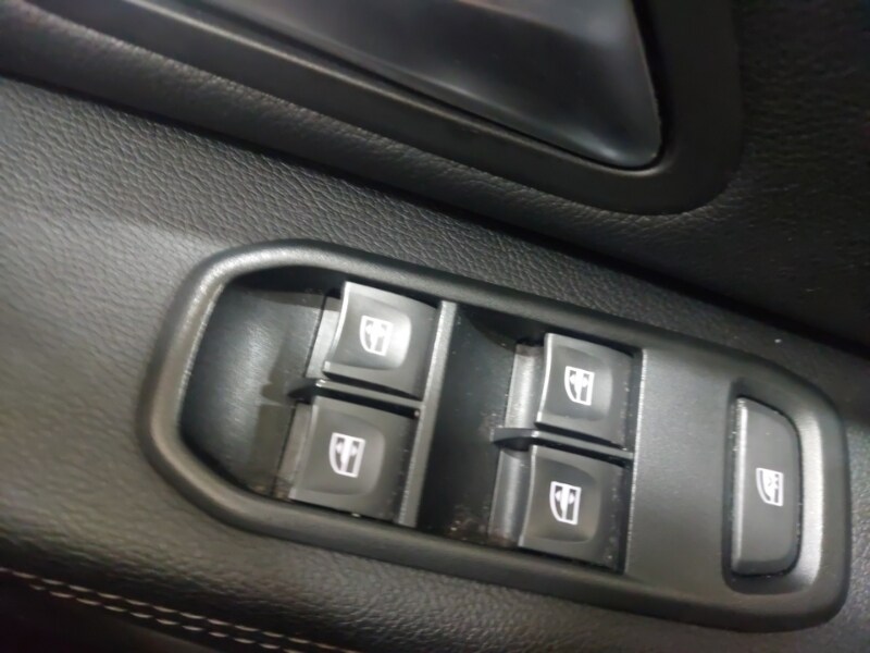 Used Dacia Duster 2019 for sale - 77873732: Photo 19