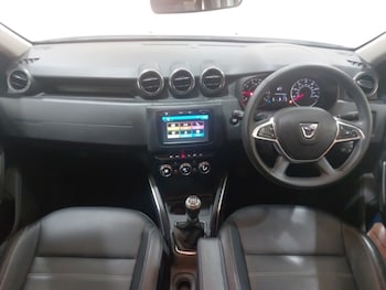 Used Dacia Duster 2019 for sale - 77873732: Photo