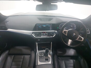 Used BMW 3 Series 2021 for sale - 77495213: Photo