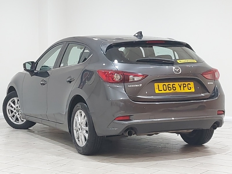 Used Mazda Mazda3 2017 for sale - 76418834: Photo 3