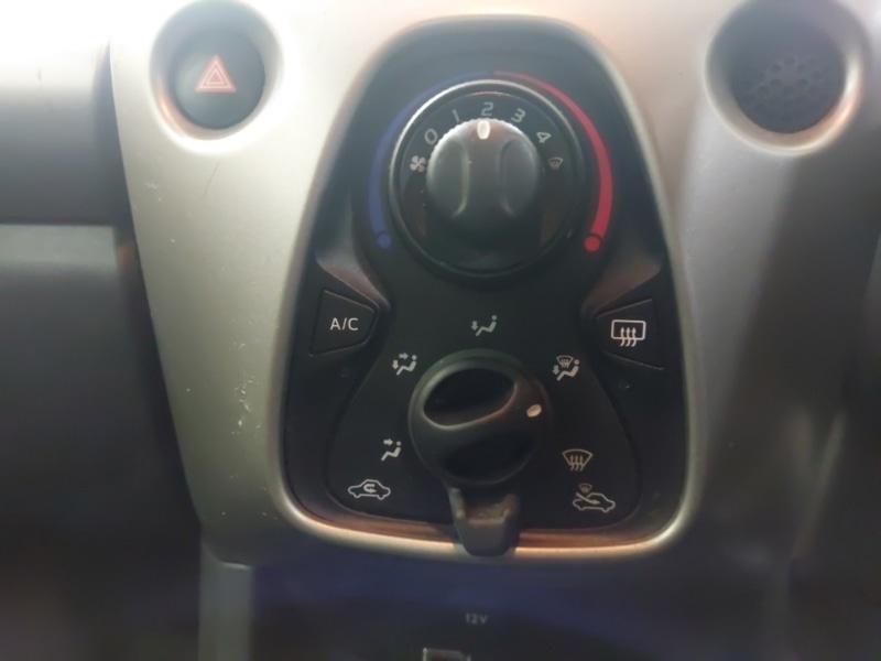 Used Peugeot 108 2016 for sale - 77548774: Photo 15