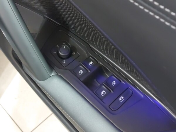 Used Volkswagen Tiguan 2024 for sale - 75424369: Photo 12