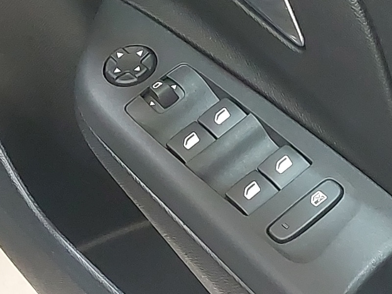 Used Vauxhall Corsa 2025 for sale - 76983264: Photo 12