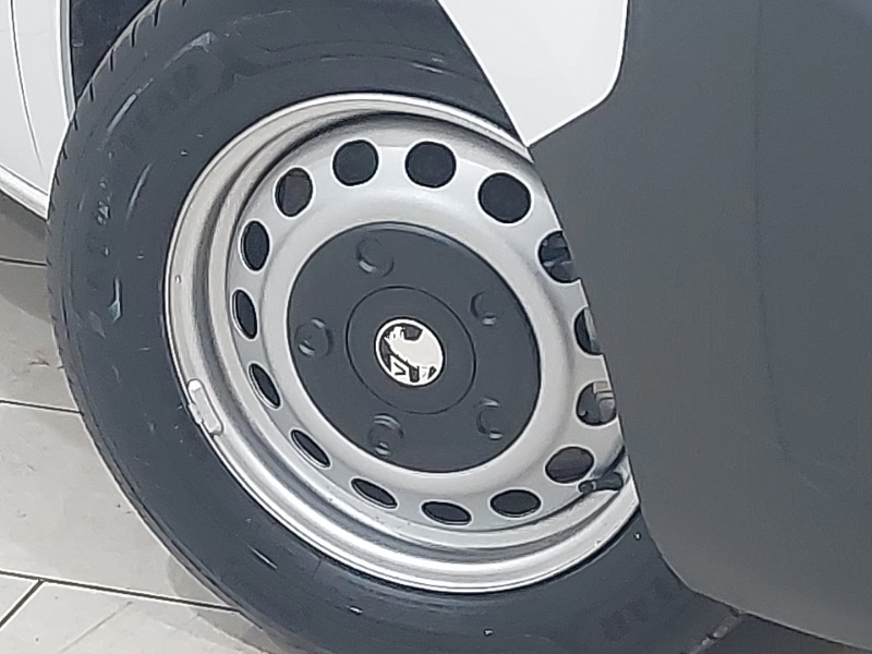 Used Vauxhall Vivaro 2026 for sale - 78203104: Photo 9