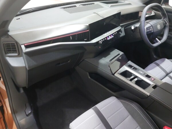 Used Vauxhall Grandland 2025 for sale - 76145728: Photo 5