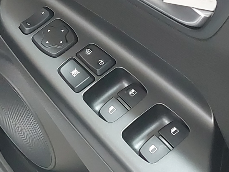 Used Hyundai KONA 2023 for sale - 76325463: Photo 12