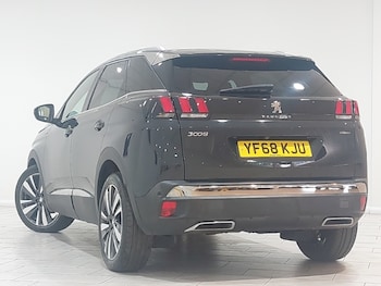 Used Peugeot 3008 2018 for sale - 79498452: Photo