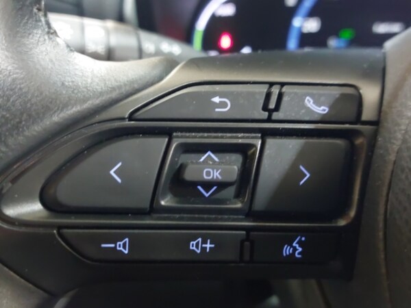 Used Toyota Yaris Cross 2021 for sale - 76237945: Photo 18