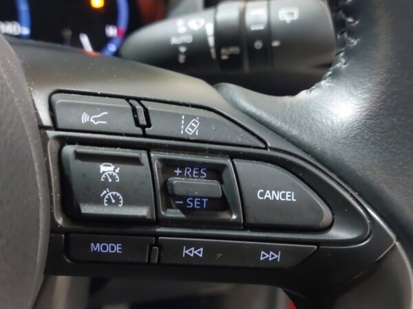 Used Toyota Yaris Cross 2021 for sale - 76237945: Photo 19
