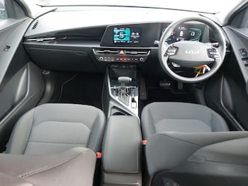 Used Kia Niro 2023 for sale - 78151118: Photo