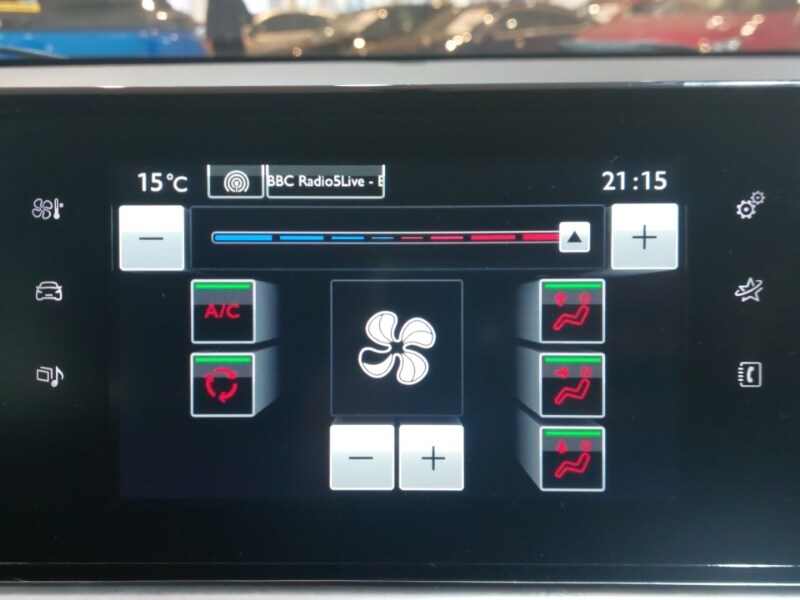 Used Citroen C4 Cactus 2017 for sale - 77815919: Photo 12