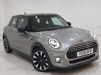 Used MINI Hatch 2019 for sale - 78803956: Photo