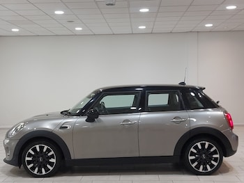 Used MINI Hatch 2019 for sale - 78803956: Photo
