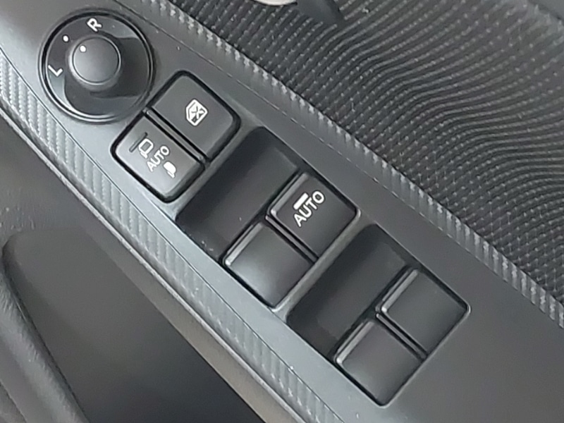 Used Mazda Mazda2 2022 for sale - 76543510: Photo 12