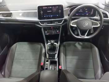 Used Volkswagen T-Roc 2022 for sale - 74240735: Photo
