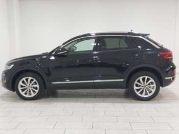 Used Volkswagen T-Roc 2022 for sale - 74240735: Photo