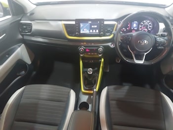 Used Kia Stonic 2018 for sale - 78274519: Photo