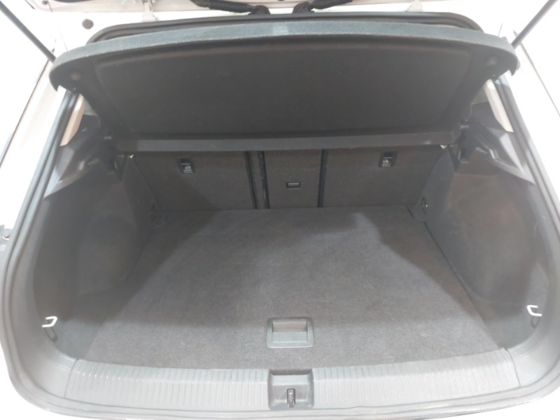 Used Volkswagen T-Roc 2018 for sale - 76511637: Photo 8