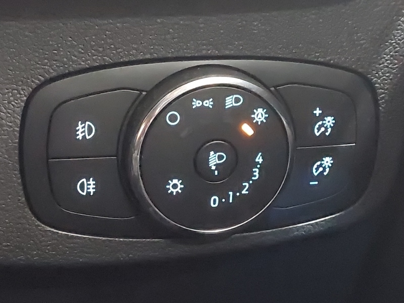 Used Ford Focus 2023 for sale - 77047236: Photo 18