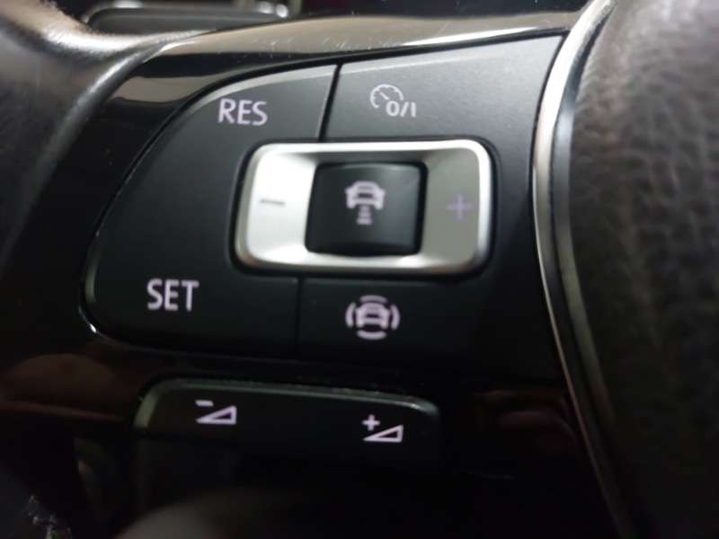 Used Volkswagen T-Roc 2018 for sale - 76699970: Photo 14