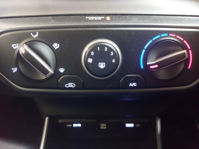 Used Hyundai i20 2023 for sale - 76471708: Photo 15