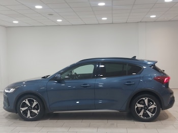 Used Ford Focus 2023 for sale - 79406750: Photo