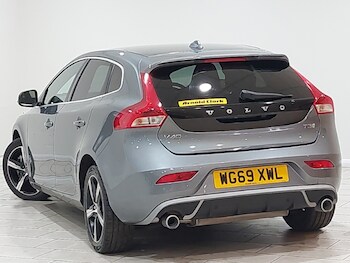 Used Volvo V40 2019 for sale - 78333705: Photo